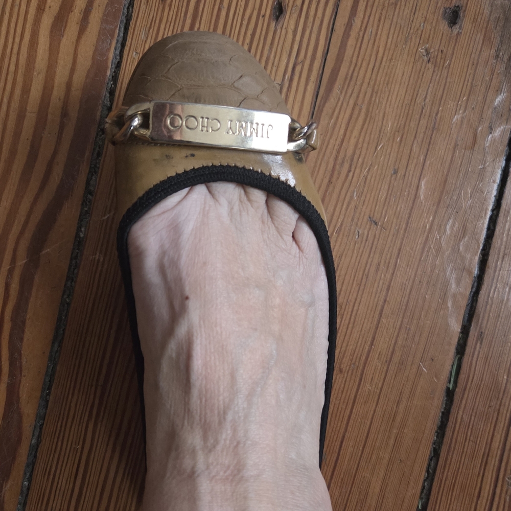 Jimmy Choo Ballet Flats Patent Leather Embossed Tan Gold Hardware Loafers 38 (8) - Picture 10 of 11
